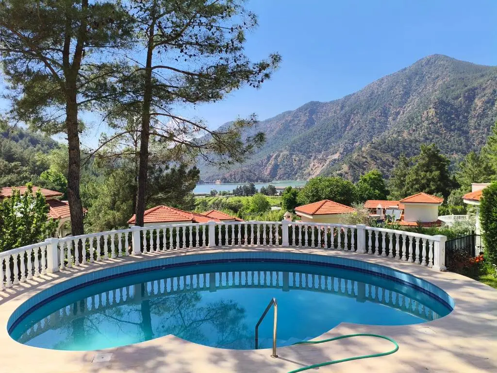 Home in Akkaya